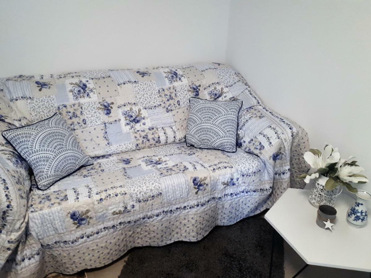 Apartment Terra Rossa Kaštelir Екстериор снимка