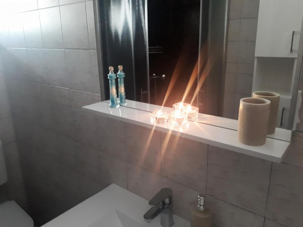 Apartment Terra Rossa Kaštelir Екстериор снимка