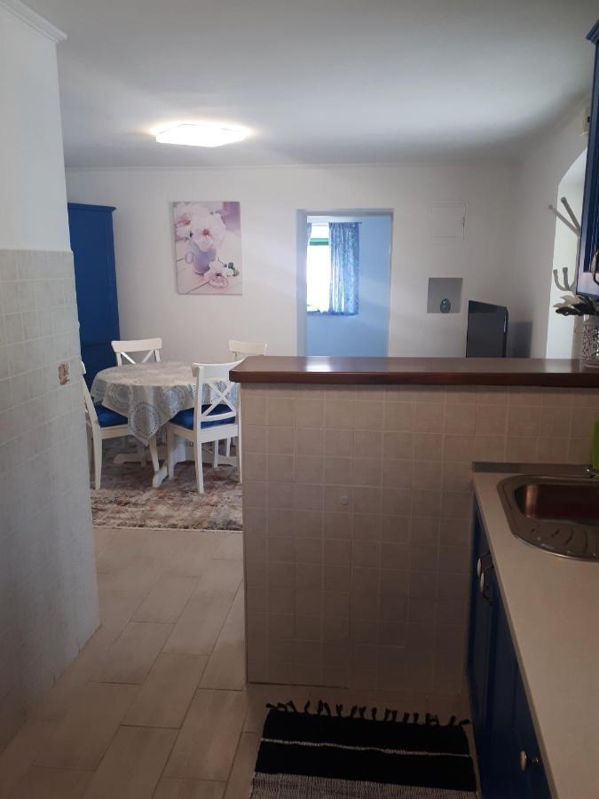 Apartment Terra Rossa Kaštelir Екстериор снимка