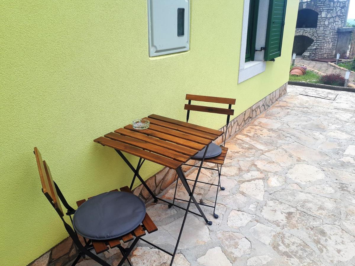 Apartment Terra Rossa Kaštelir Екстериор снимка